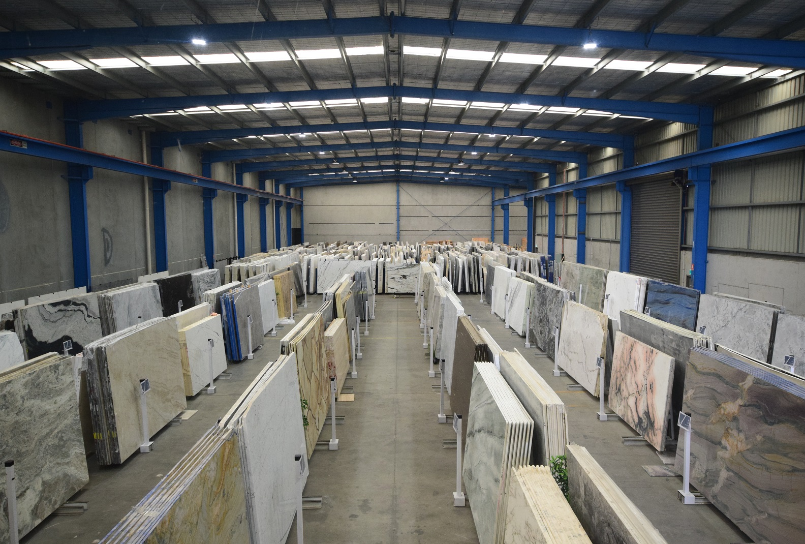 Aboda showroom with natural stone slabs
